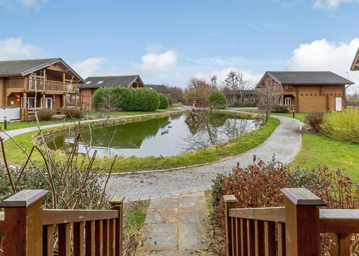 Woodland Lakes Lodges Thirsk Exterior foto